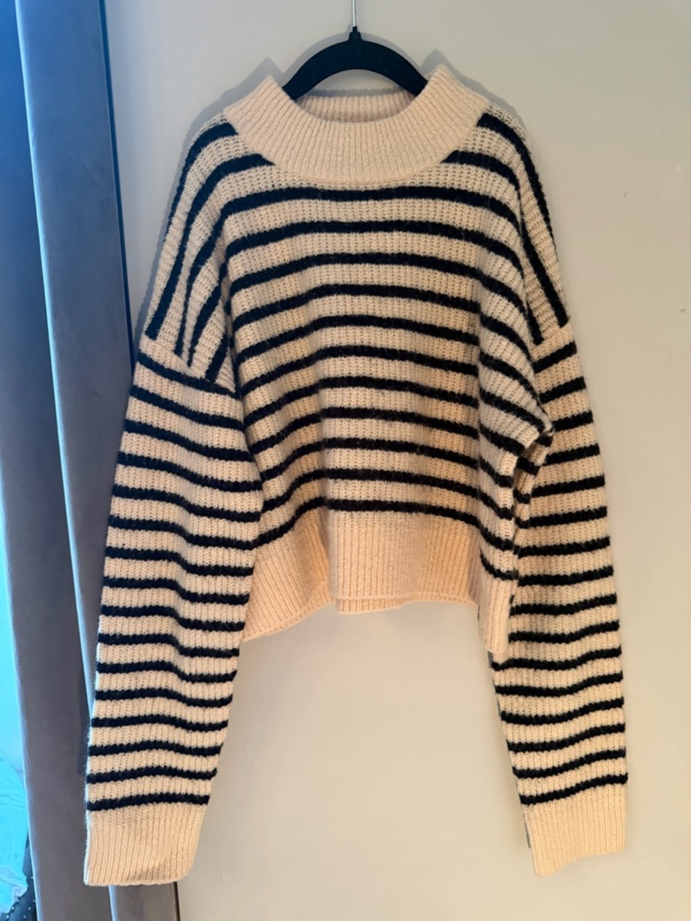 Sabo Skirt Cream & Black Striped Cropped Sweater Size 16 - Picture 2 of 8